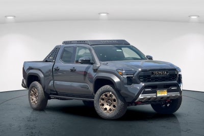 2026 Toyota Tacoma i-FORCE MAX Trailhunter