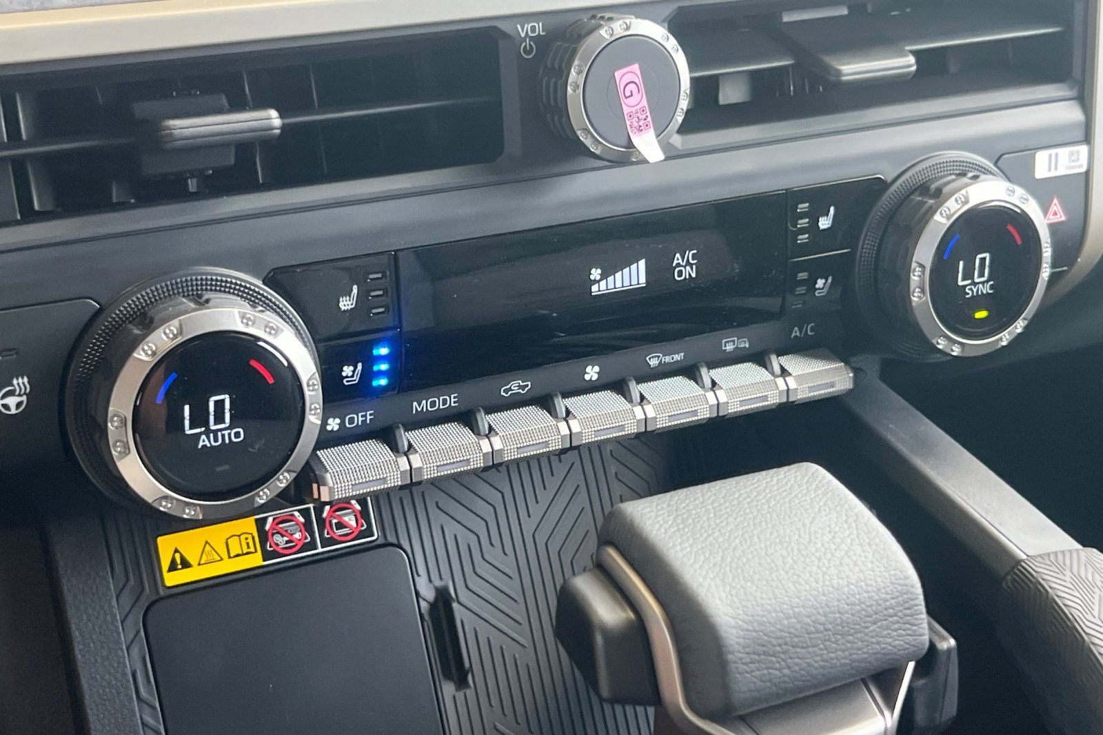 2026 Toyota Tacoma i-FORCE MAX Trailhunter
