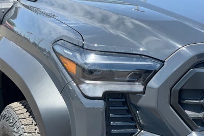 2026 Toyota Tacoma i-FORCE MAX Trailhunter