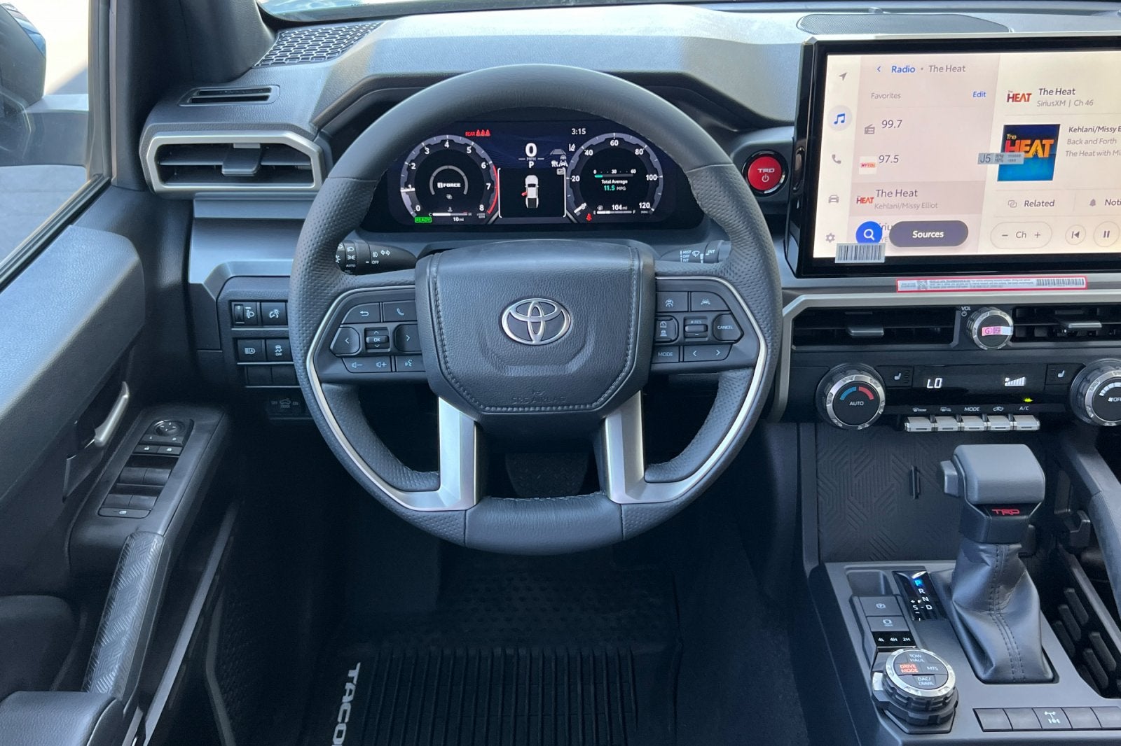 2026 Toyota Tacoma i-FORCE MAX TRD Off-Road i-FORCE MAX