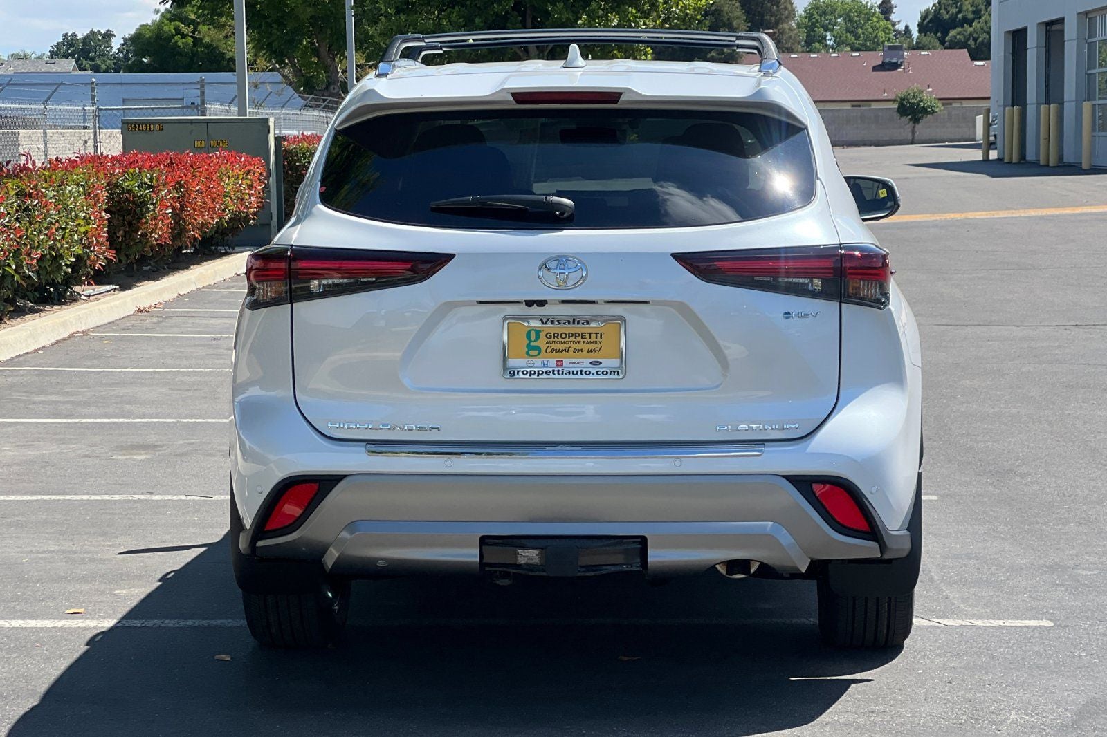 2026 Toyota Highlander Hybrid Platinum