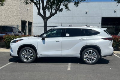 2026 Toyota Highlander Hybrid Platinum