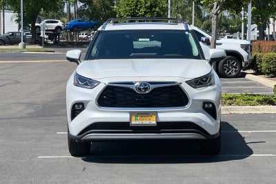 2026 Toyota Highlander Hybrid Platinum
