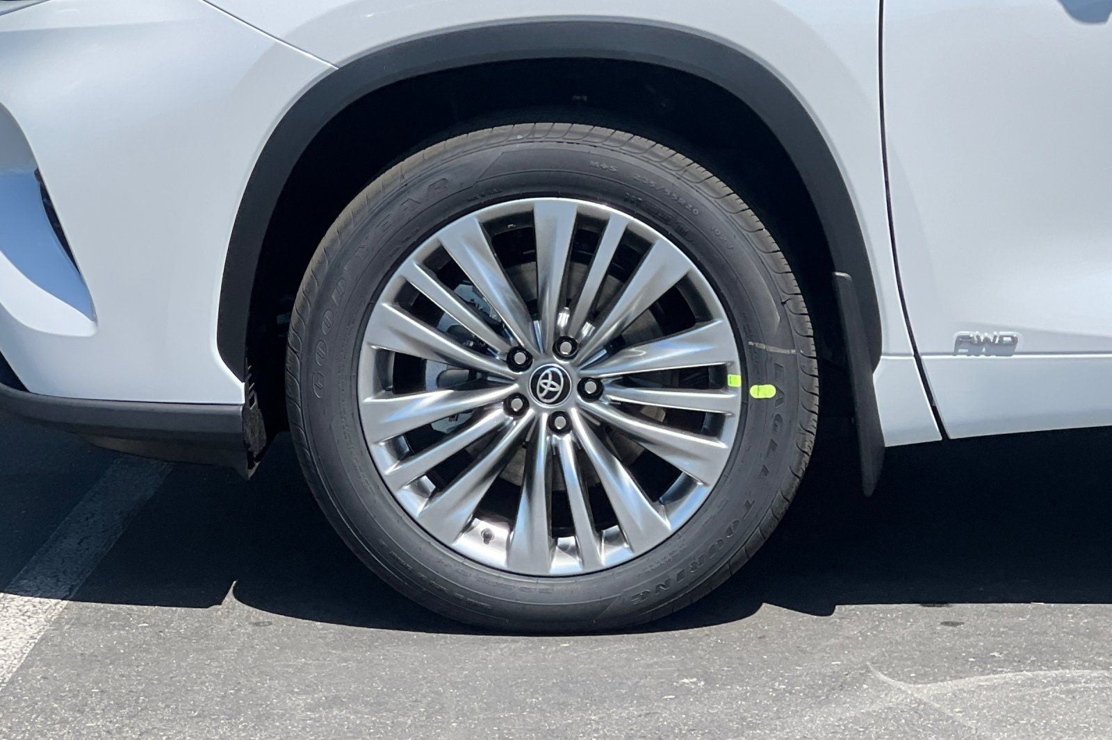 2026 Toyota Highlander Hybrid Hybrid Platinum