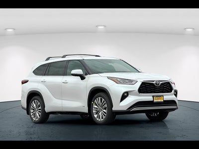 2026 Toyota Highlander Hybrid Platinum