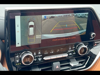 2026 Toyota Highlander Hybrid Platinum