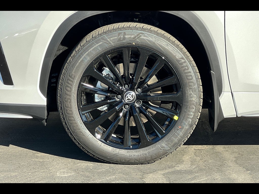 2026 Toyota Highlander XSE