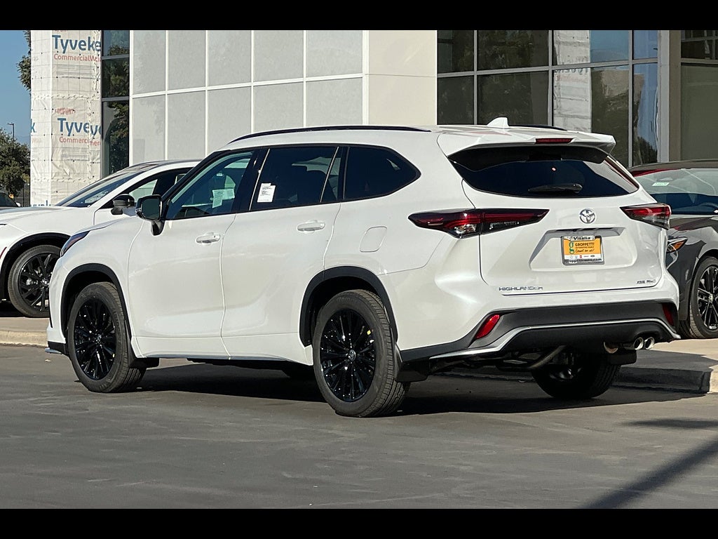 2026 Toyota Highlander XSE