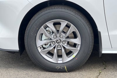 2026 Toyota Sienna LE 8 Passenger