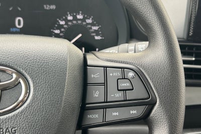 2026 Toyota Sienna LE 8 Passenger