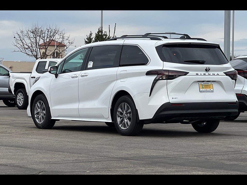 2026 Toyota Sienna LE