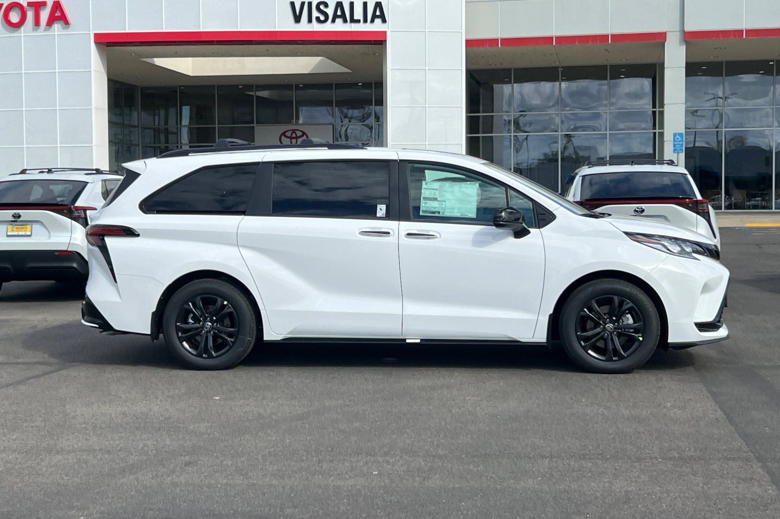 2026 Toyota Sienna XSE 7 Passenger