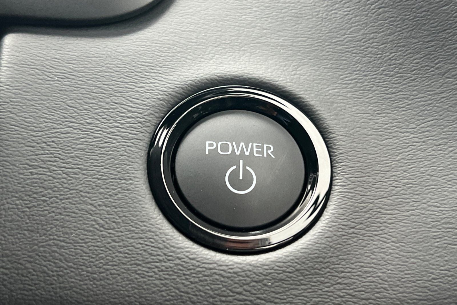 2025 Toyota Tundra i-FORCE MAX Platinum i-FORCE MAX