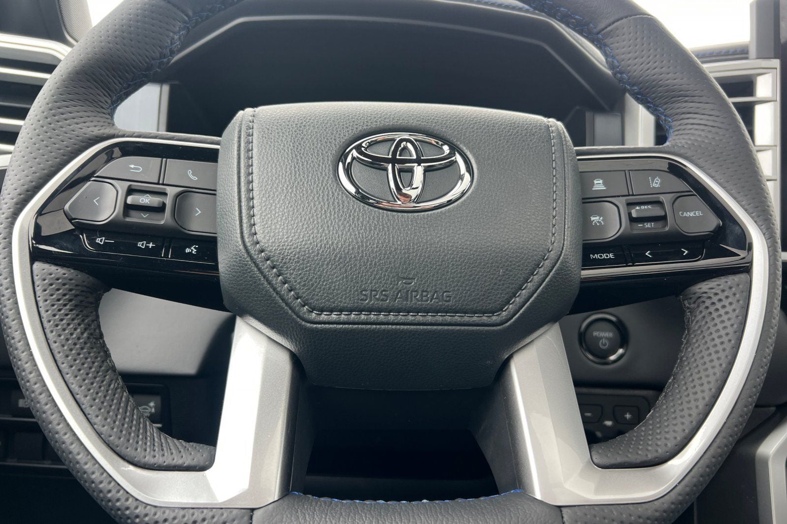 2025 Toyota Tundra i-FORCE MAX Platinum i-FORCE MAX