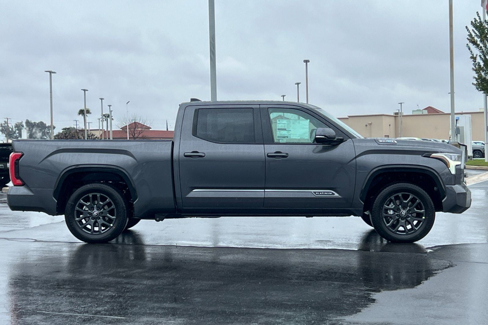 2025 Toyota Tundra i-FORCE MAX Platinum i-FORCE MAX