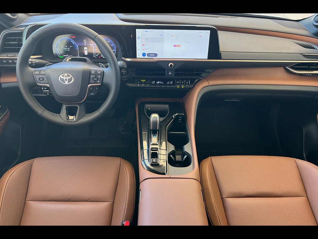 2026 Toyota Toyota Crown Signia Limited