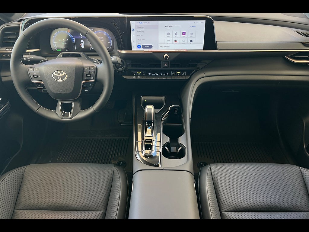 2026 Toyota Toyota Crown Signia Limited