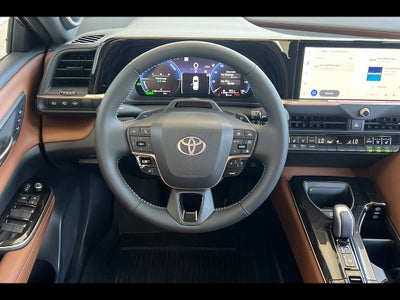 2026 Toyota Toyota Crown Signia Limited