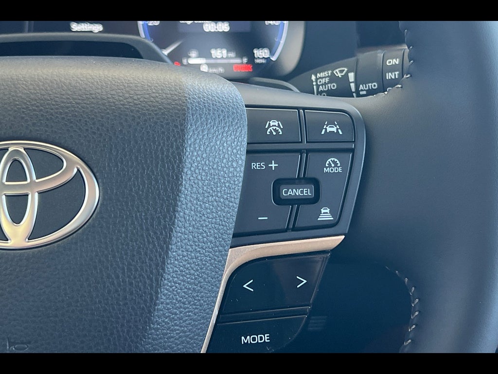 2026 Toyota Toyota Crown Signia Limited