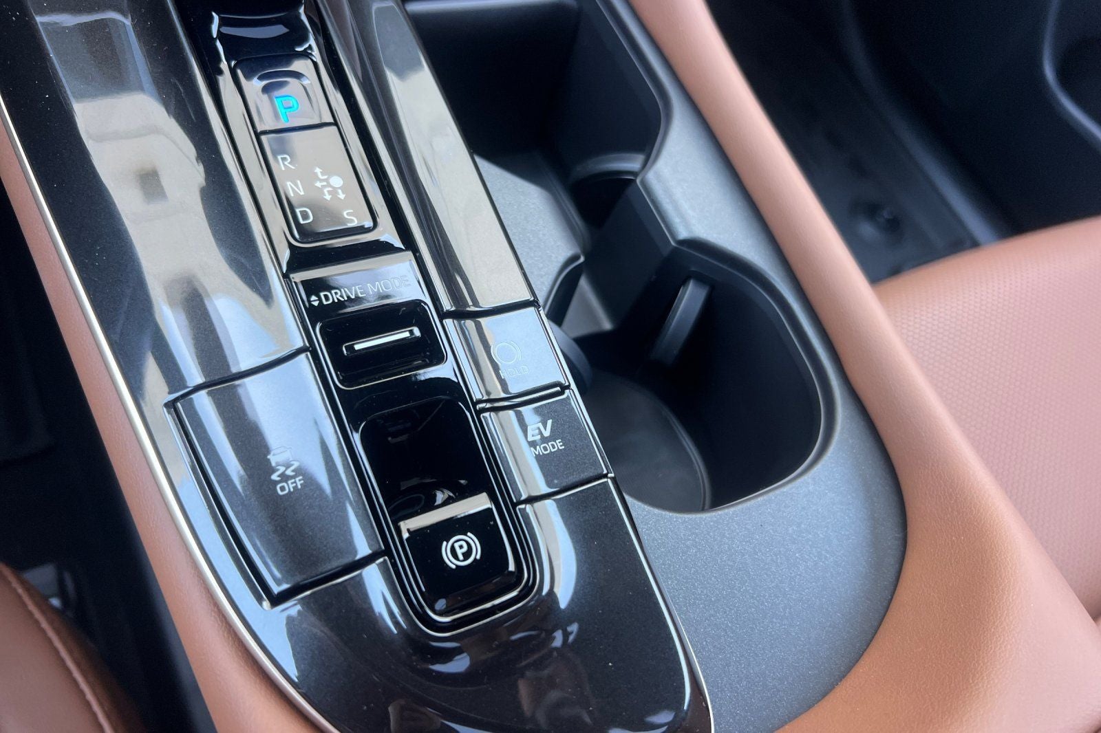 2026 Toyota Crown Signia Limited