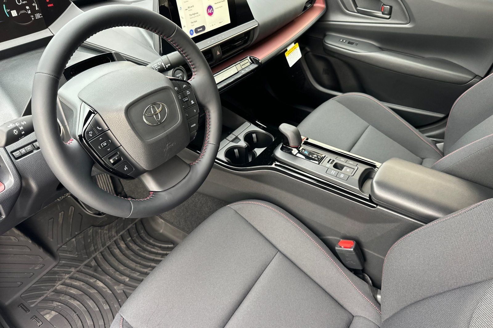 2026 Toyota Prius Plug-in Hybrid SE