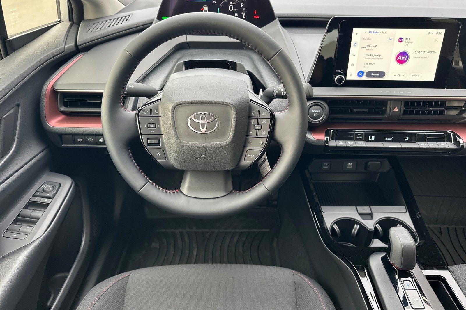 2026 Toyota Prius Plug-in Hybrid SE