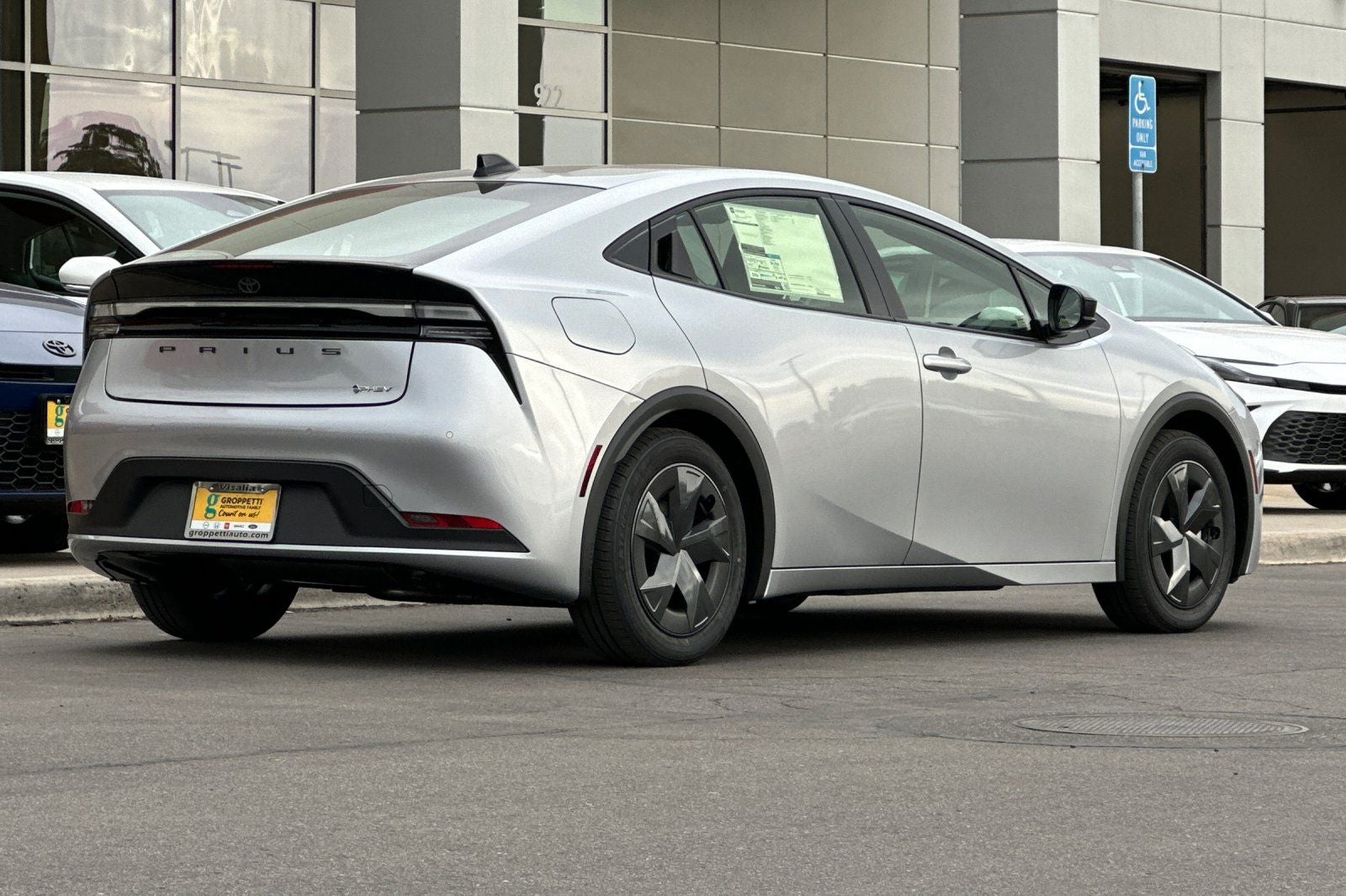 2026 Toyota Prius Plug-in Hybrid SE