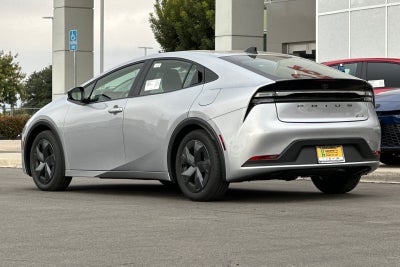 2026 Toyota Prius Plug-in Hybrid SE