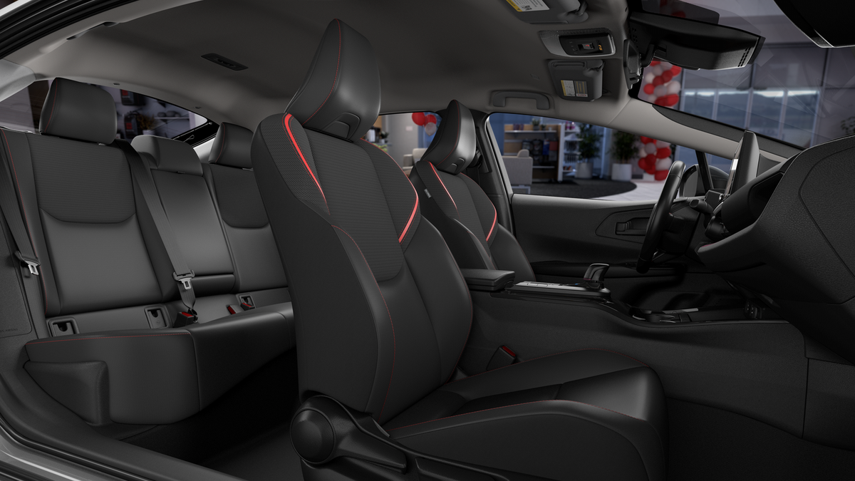 2026 Toyota Prius Plug-in Hybrid SE