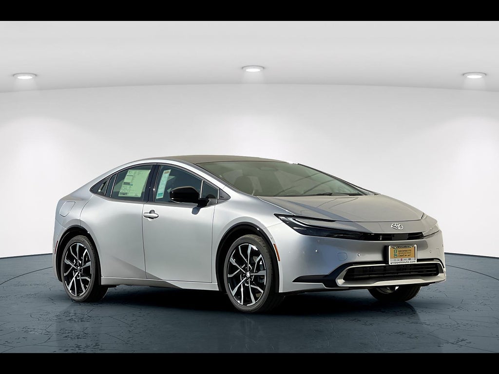 2027 Toyota Prius Plug-in Hybrid XSE Premium