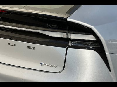 2027 Toyota Prius Plug-in Hybrid XSE Premium