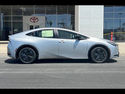 2026 Toyota Prius Plug-in Hybrid SE