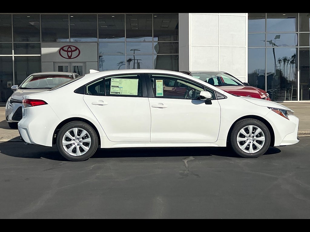 2027 Toyota Corolla LE