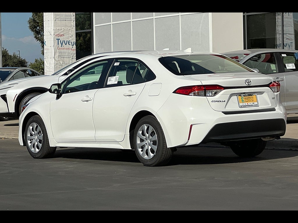 2027 Toyota Corolla LE
