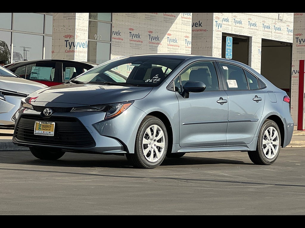 2027 Toyota Corolla LE