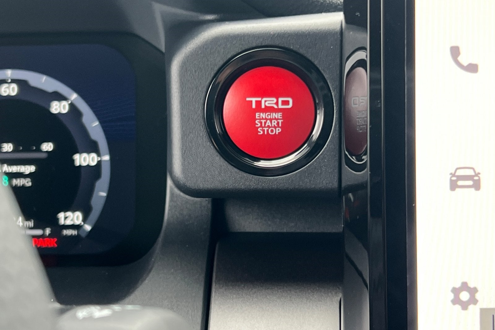 2025 Toyota 4Runner TRD Off-Road Premium