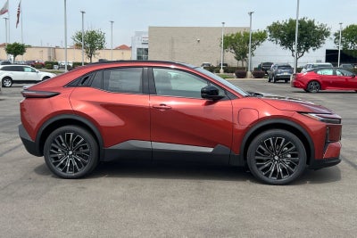 2026 Toyota C-HR XSE