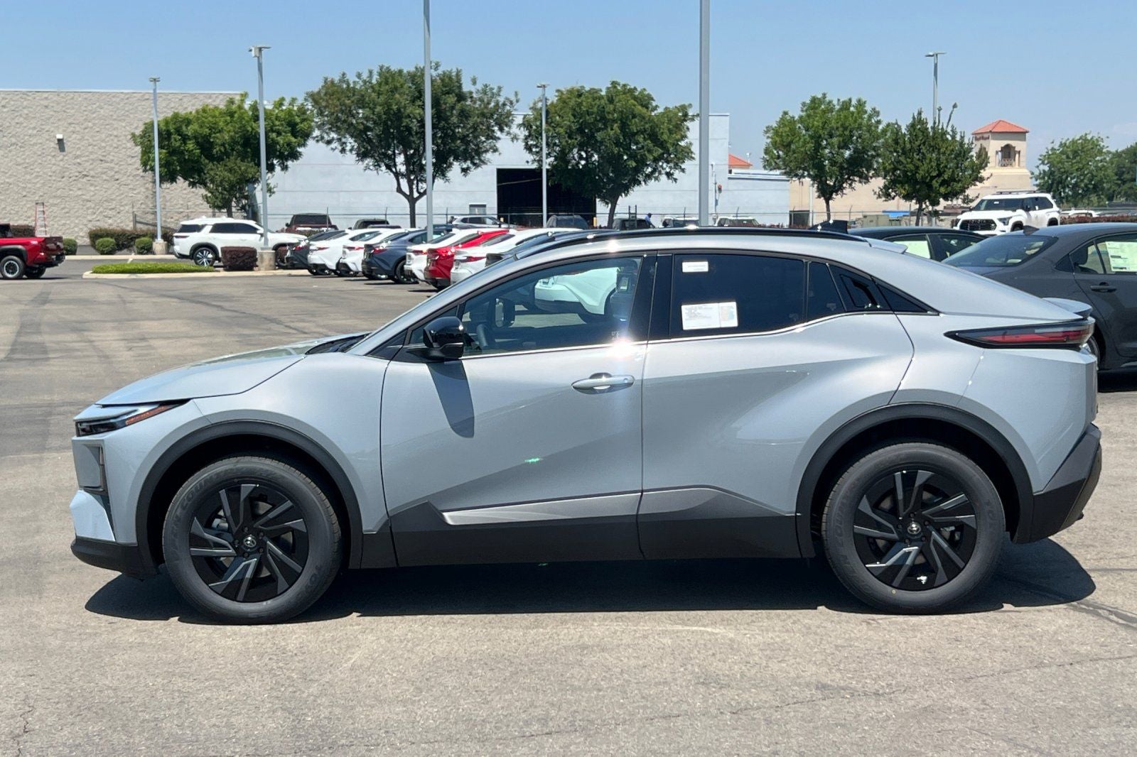 2026 Toyota C-HR SE