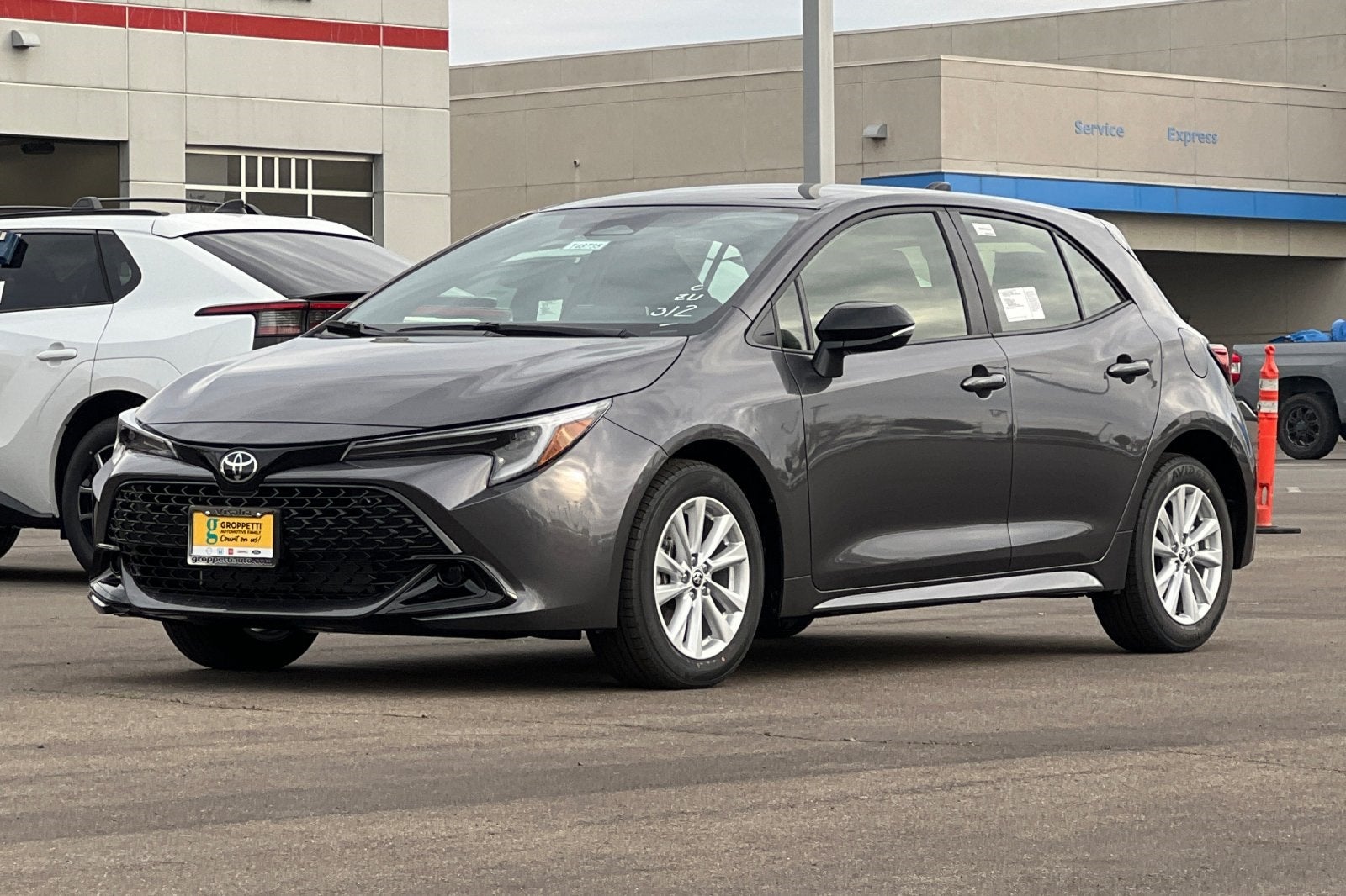 2026 Toyota Corolla Hatchback SE