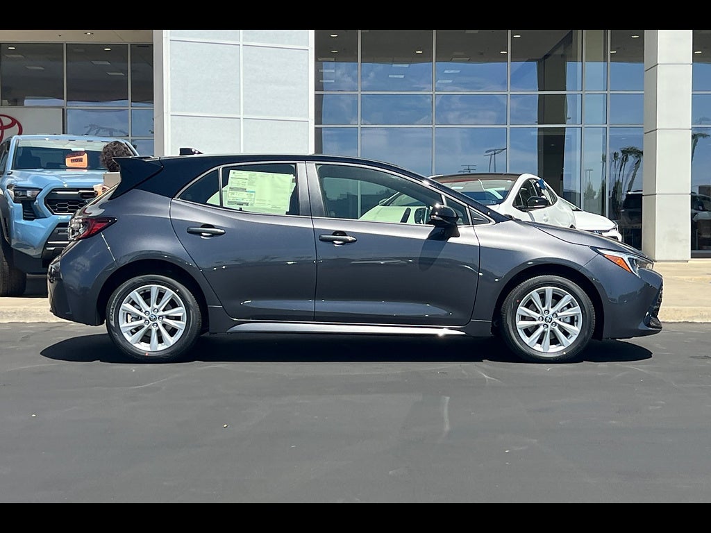 2026 Toyota Corolla Hatchback SE